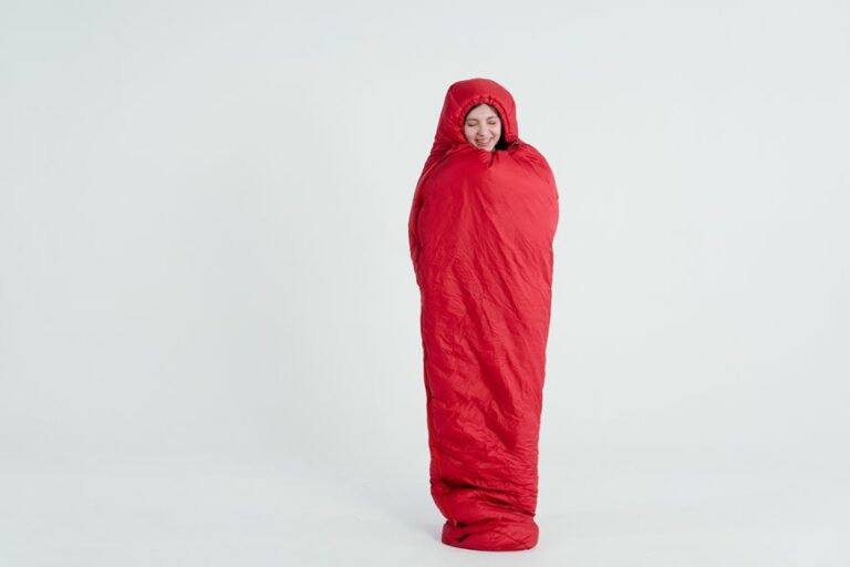 pick appropriate temperature sleeping bag